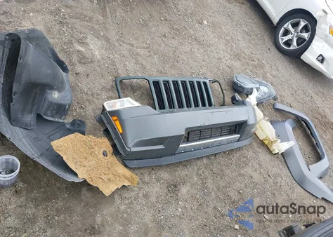 2010 Jeep Liberty Renegade z USA, uszkodzony, nr VIN 1J4PN3GK6AW148624